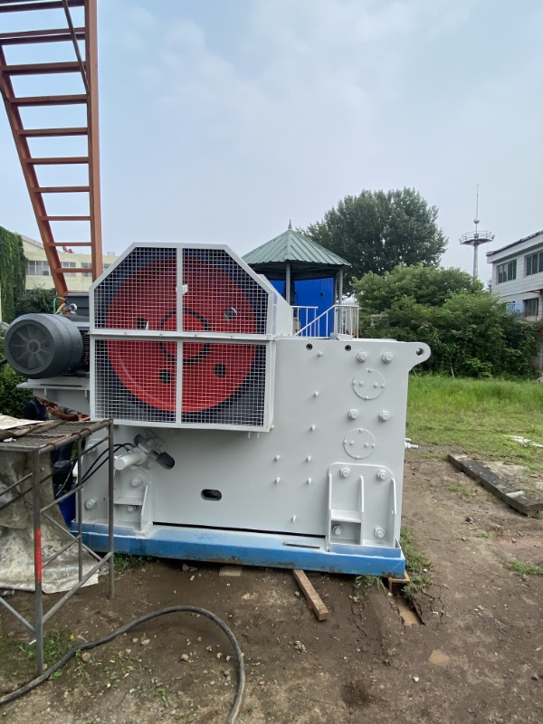 顎式破碎機(jī)優(yōu)勢特點(diǎn)